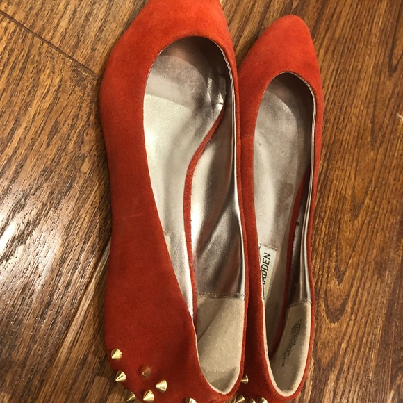 Red studded Steve Madden flats - never been worn! - Picture 4 of 5